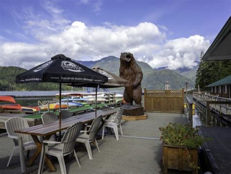 The Lodge Knight Inlet Lodge