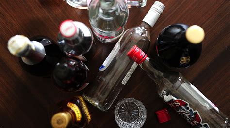 25m Brits Drink Weekly Alcohol Limit In Just One Day Itv News