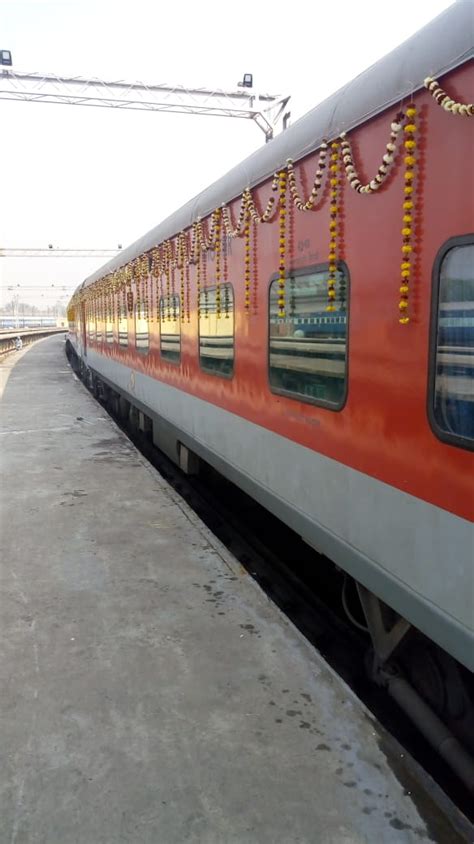 irctc indian railways first rajdhani express train kolkata new delhi celebrates golden