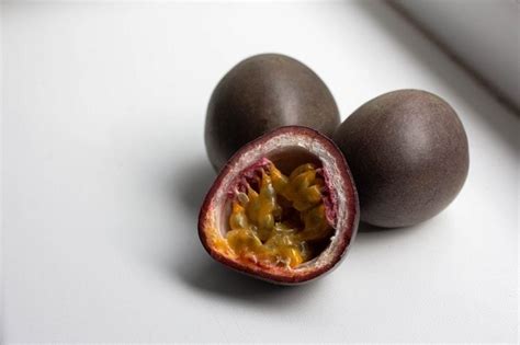 Important Tips How To Tell If A Passion Fruit Is Ripe Or Not