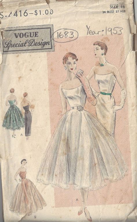 1953 Vintage Vogue Sewing Pattern B34 Dress And Tie On Skirt Etsy