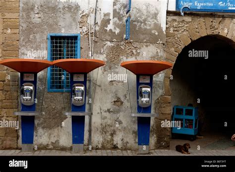 Telephone Booth Africa Hi Res Stock Photography And Images Alamy