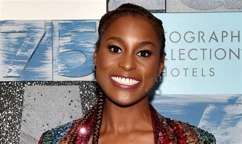 ‘insecure Star Issa Rae Doles Out Dating Tips And Spills
