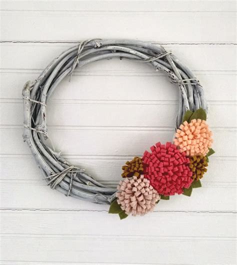 And since everyone needs a little cheer right now, this is the perfect. 15 Joyful Handmade Spring Wreath Ideas To Decorate Your ...