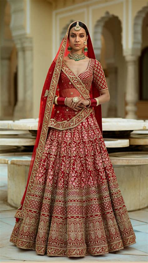 Sabyasachi Mukherjee Wedding Collection Indian Bridal Outfits Bridal Lehenga Red Indian