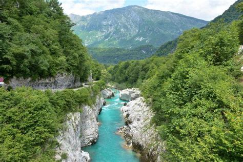 Con salida al mar adriático y varios ríos y lagos importantes, los deportes acuáticos son aquí muy populares. 25 lugares imprescindibles que ver en Eslovenia | Los ...