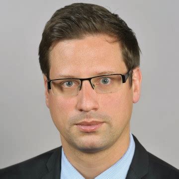 Azok is oltáshoz tudnak jutni, akik válogatnak a vakcinák között. InfoRádió interjú: Gulyás Gergely, a Miniszterelnökséget vezető miniszter - Infostart.hu