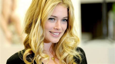 beautiful dutch women netherlands people beauty doutzen kroes hair styles