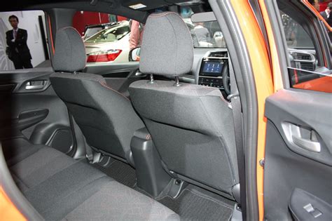 How much leg room does a Honda Fit have?