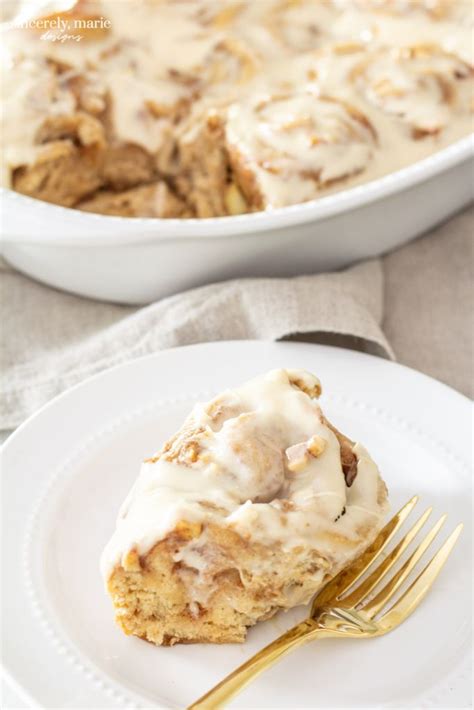 The easiest part of this easy cinnamon rolls recipe is making the yeast dough. Apple Cider Cinnamon Rolls | Recipe (With images) | Cinnamon rolls, Sweet recipes, Cinnamon ...