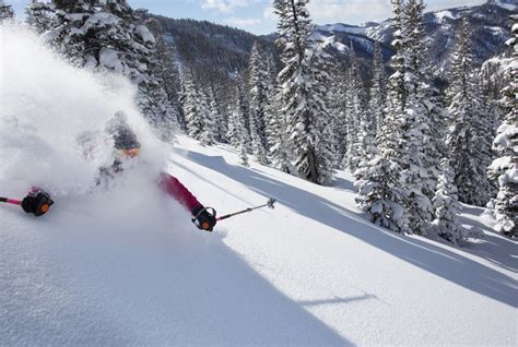 The snow is in its naturally powdery state and therefore by the time you read through this article you will know how to powder ski like the pros. 10 Tips to Ski Powder | KULKEA