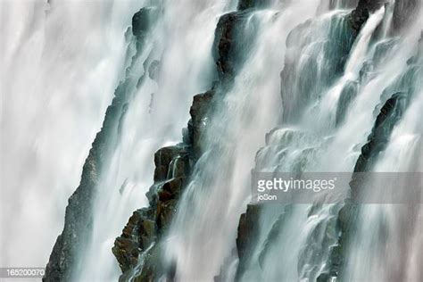 Water Falls Fotografías E Imágenes De Stock Getty Images