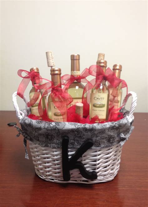 Wedding Gift Basket Champagne Status Seri