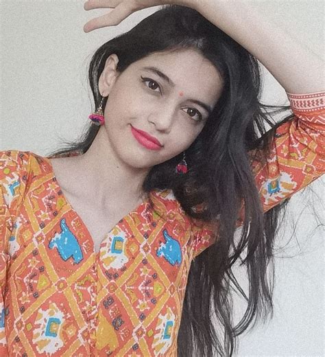 Pin By Arya Yogi On Beautiful Girl Indian Pretty Girls Selfies Stylish Girl Pic Photographer