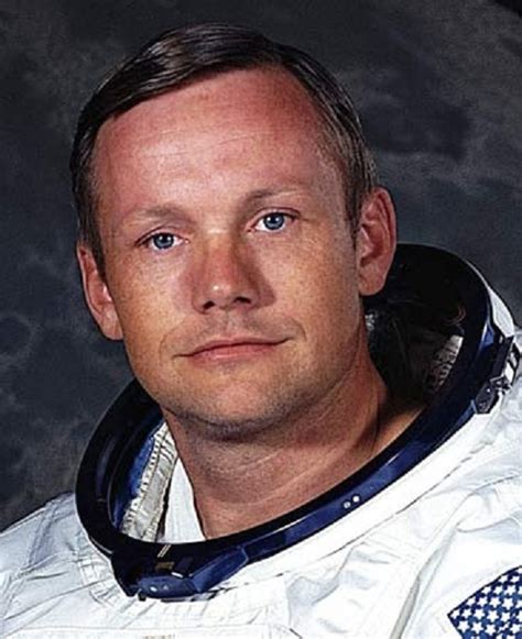 The american astronaut neil armstrong was the first person to walk on the moon. Astronaut Neil Armstrong Dies At 82 « UFO Sightings