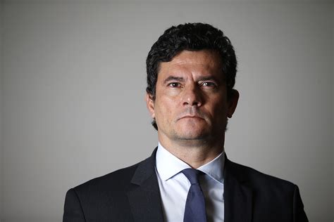 João doria, luciano huck e sergio moro. Moro nega interferência em ação da PF sobre invasão de ...