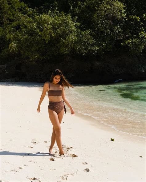 LOOK Gabbi Garcia S Beach Outfits In Boracay Preview Ph