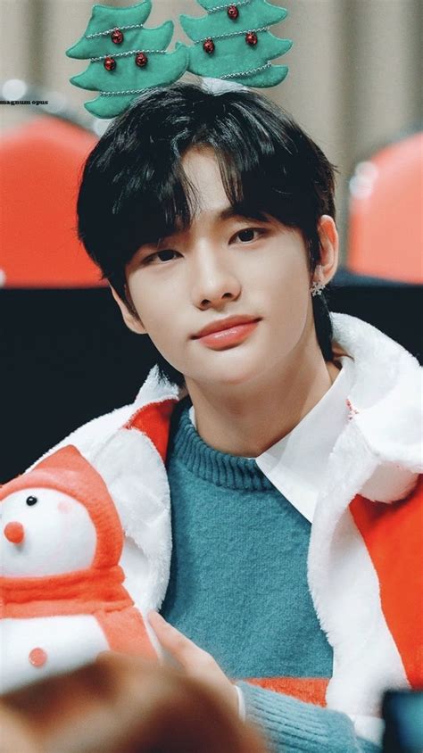 A spate of bullying accusations have surfaced against south korean stars last week, with almost all of them denying the allegations. Pin by lastetasdewonho on Hyunjin in 2020 | Kids pictures, Kids, Pics