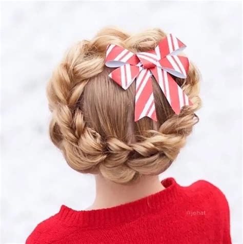 50 Wildly Creative Christmas Hairstyles That Are Hard To Top