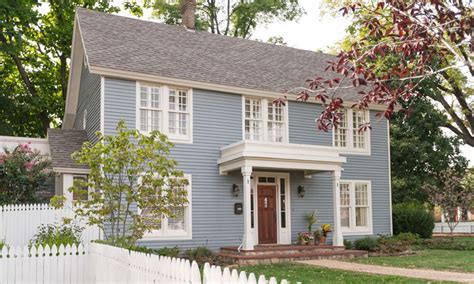 Nicely Renovated Basic Blue Historic Colonial Home The Modest Mansion