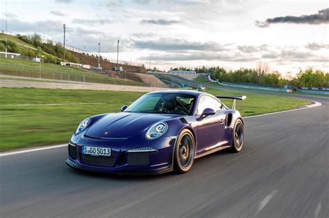 2016 Porsche 911 Gt3 Rs Trims And Specs Carbuzz