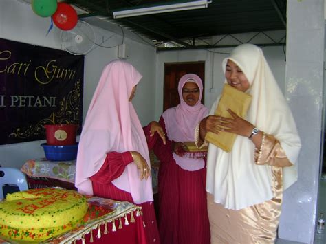 Tuan haji hilmy haji othman timbalan datuk bandar, majlis bandaraya kuching selatan. MGPSP: MAJLIS SAMBUTAN HARI GURU PASTI SUNGAI PETANI 2011