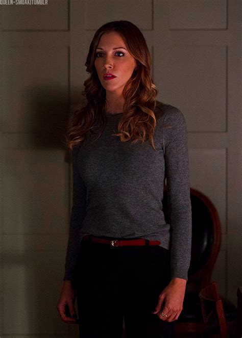 Laurel Lance From Arrow Best Show Ever Love The Outfit Though