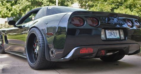 Carbon Flared Rear Fenders For C5 Corvette 2 Inch Wide To Allow Wider