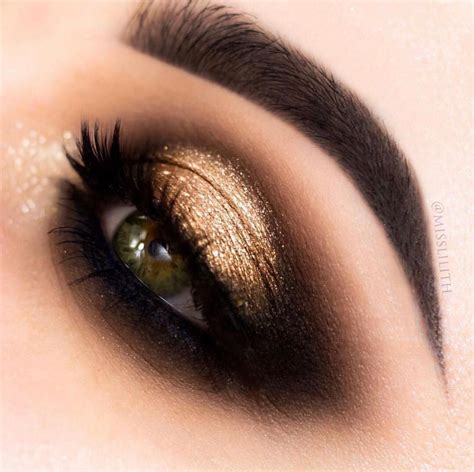 Black Gold Smokey Eye Zaadoptujzwierzakapliskarusina