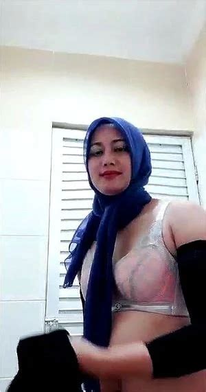 Watch Jilbab Jilbab Hot Jilbab Indo Milf Porn Spankbang