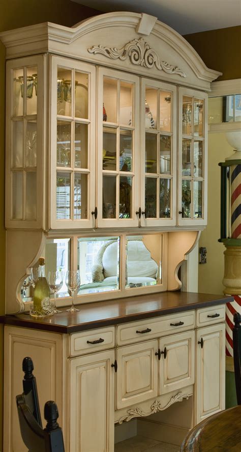 We have lots of different kitchen unit styles for you to choose such as traditional, modern, european style stainless steel kitchen cabinets. What is the paint color of the china cabinet? I like the ...