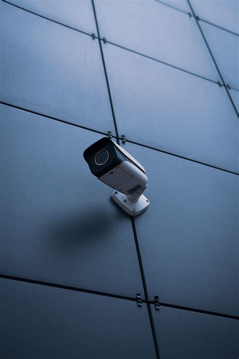 How To Choose The Right Home Security System For Your Homes Safety