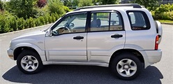 2000 SUZUKI GRAND VITARA, V6, 5 SPEED MANUAL 4X4 4 DOOR SUV, 269380KM ...