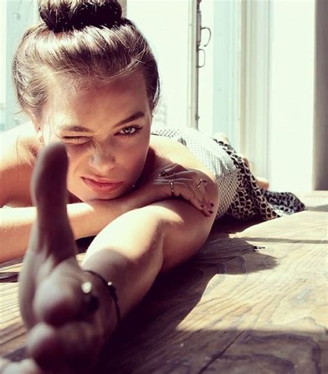 Margot Robbie Nude Leaked Sexy Photos Videos Updated