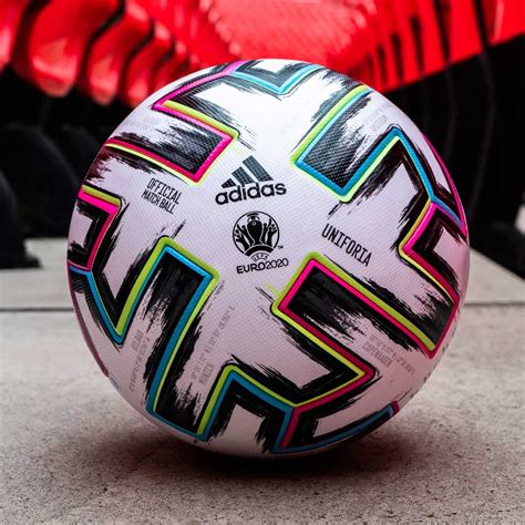 ⚽ alle spiele, termine und ergebnisse im überblick! der adidas Ball für die EM 2021 | Euro Spielball ...