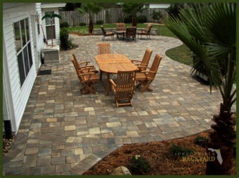 We've rounded up pro arrangements from all over the country as an inspirational foundation for your next project. jacksonville pavers curved design patio.jpg (475×355 ...