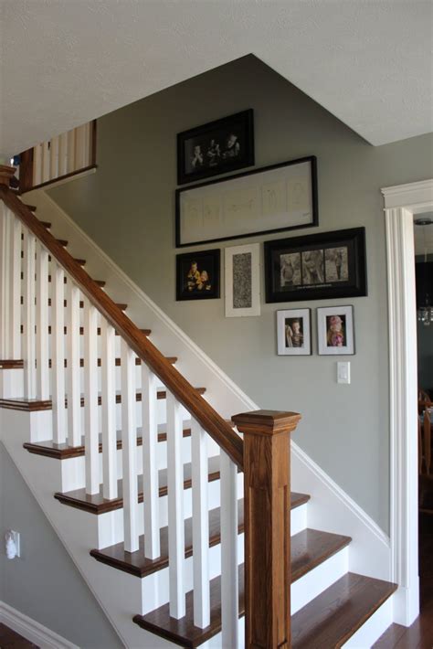Modern Jane A Glimpse Into Julies Home Stairs Trim Stairs Design