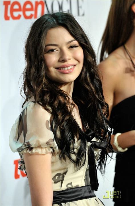 The following year, she scored her iconic role as scheming younger sister megan. Miranda Cosgrove - Teen Vogue Young Hollywood Party 2009 ...