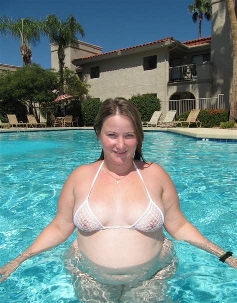 Fat Girls Like The Pool Too Pics Xhamster