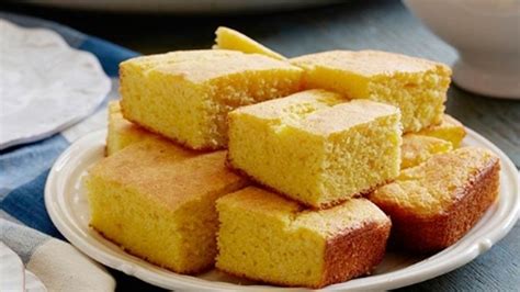 Moist And Easy Cornbread