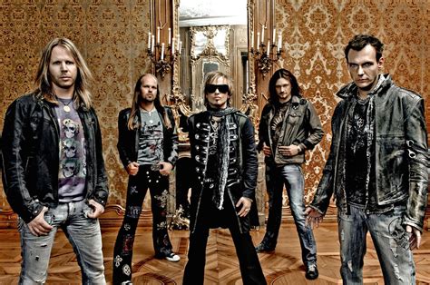 Edguy Comemora 25 Anos Com Coletânea De Hits Juicy Santos