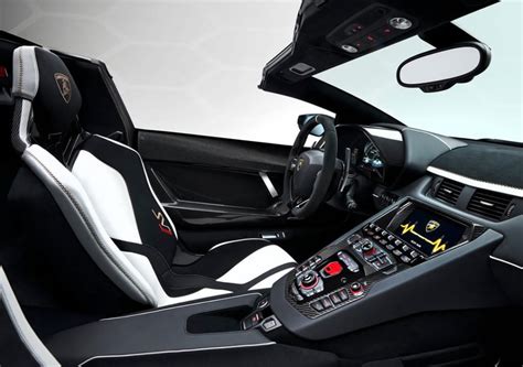 Yeni Lamborghini Aventador Svj Roadster İçi Oto Kokpit