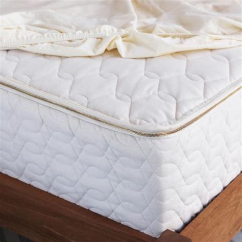 Other tips for keeping your mattress healthy and clean include: Organic Waterproof Mattress Protector | Savvy Rest