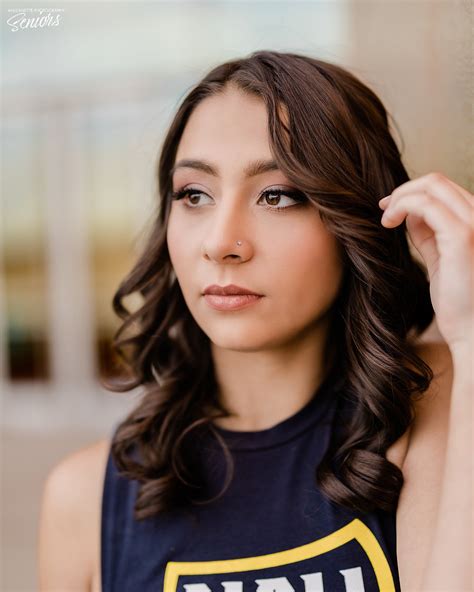 Phoenix AZ Senior Graduation Pictures by Arizona Photographer