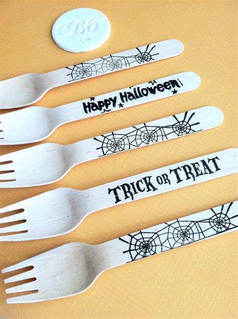 56 Wooden Halloween Forks Ecofriendly By Beliciascupcakes On Etsy 19