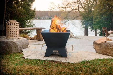 20 Cool Metal Fire Pit Designs To Warm Up Your Backyard Or Patio