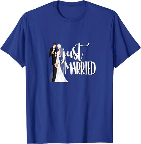 Amazon Com Just Married Shirt Honeymoon Bride Groom Couple Gift Clothing