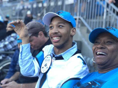 Rae Carruth S Son Attends Panthers Game Days After Father Released From Prison Abc11 Raleigh