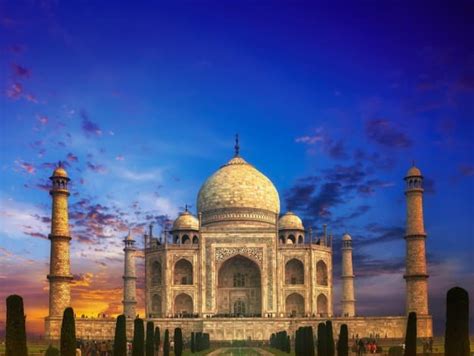 10 Best Historical Monuments In India