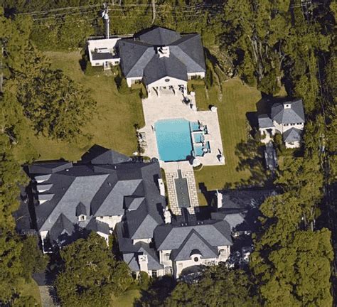 Wow Joel Osteen House Photos Net Worth And Books Investormint